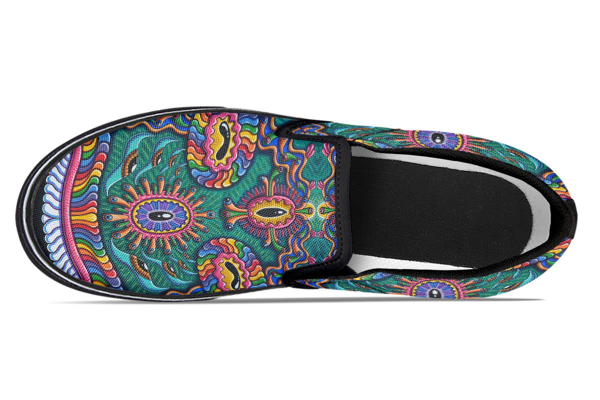 "Bribribribribribribribri" Slipons
