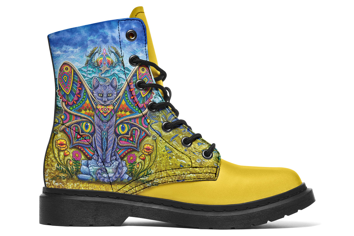 "Lyran Love Collabo With Paulina Casati" Boots